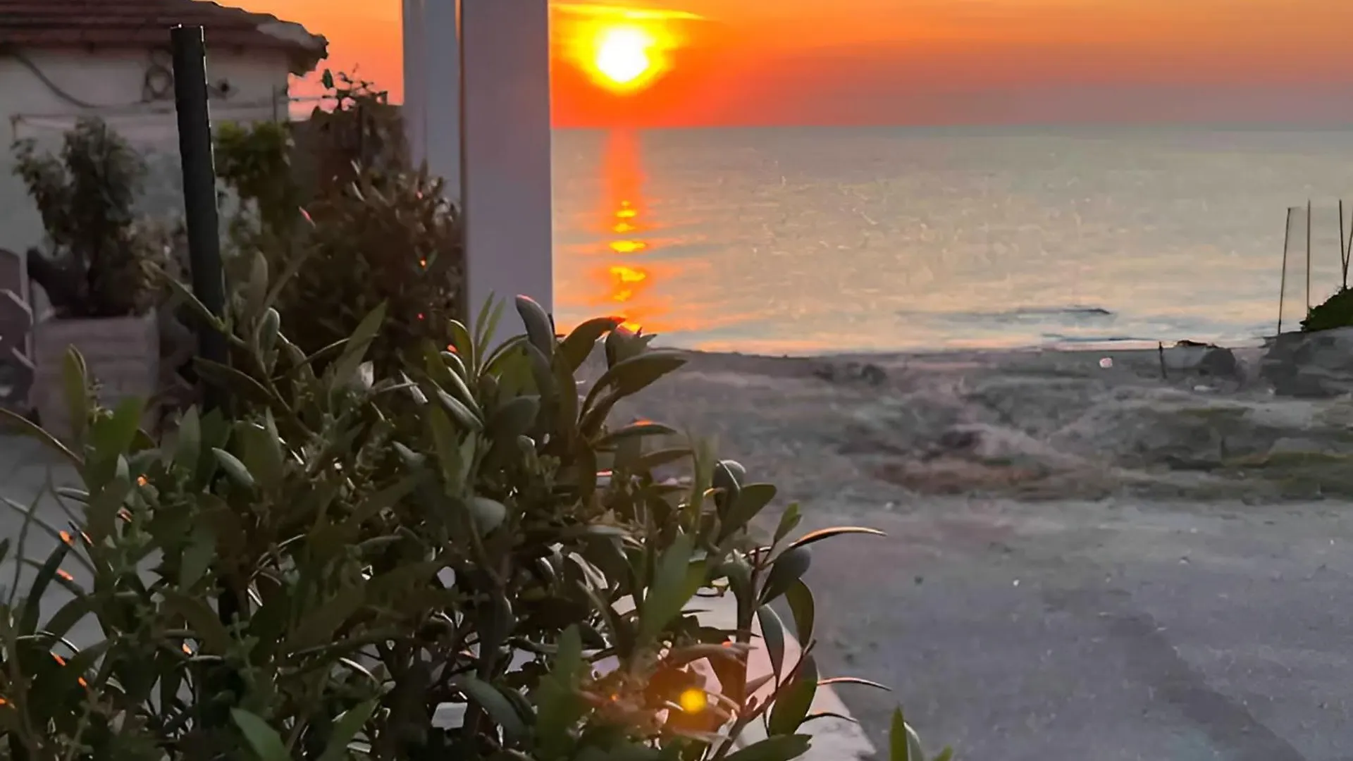 House By The Sea Suite 2 Skala Fourkas 0*,  Greece