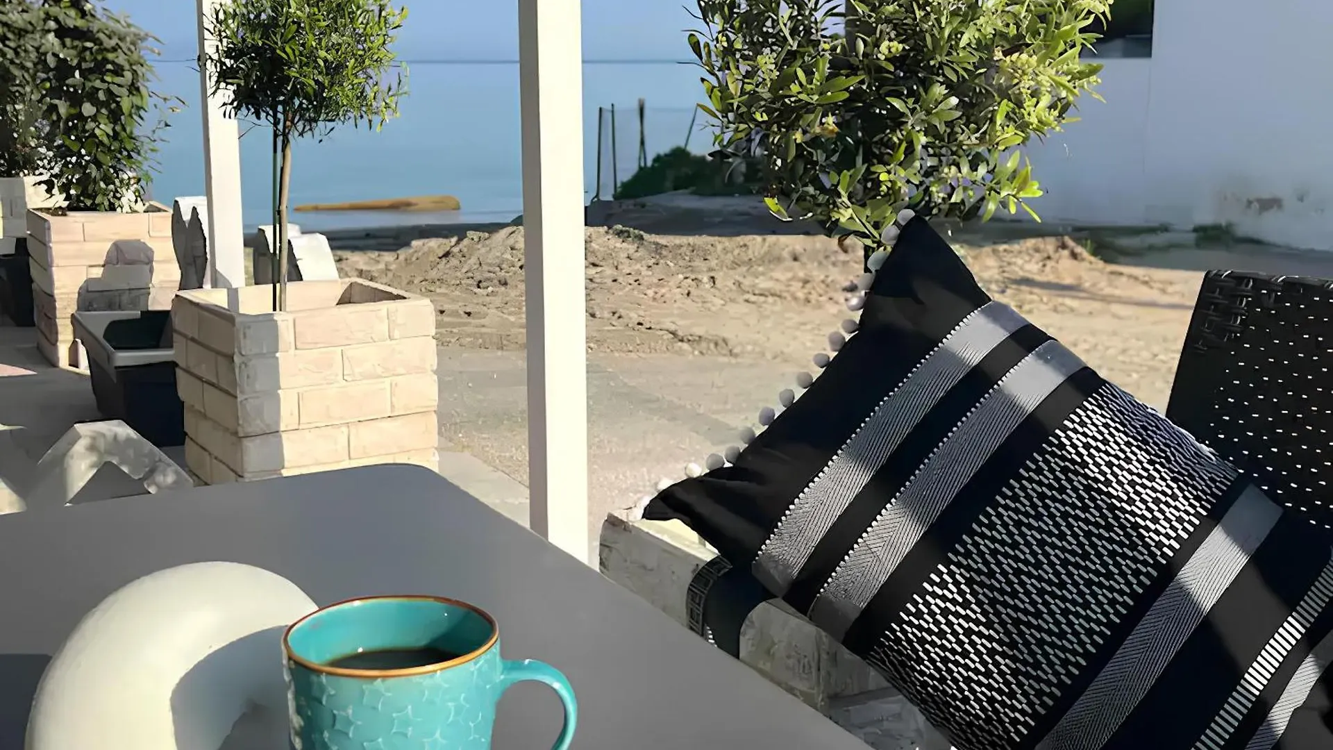 House By The Sea Suite 2 Skala Fourkas Greece